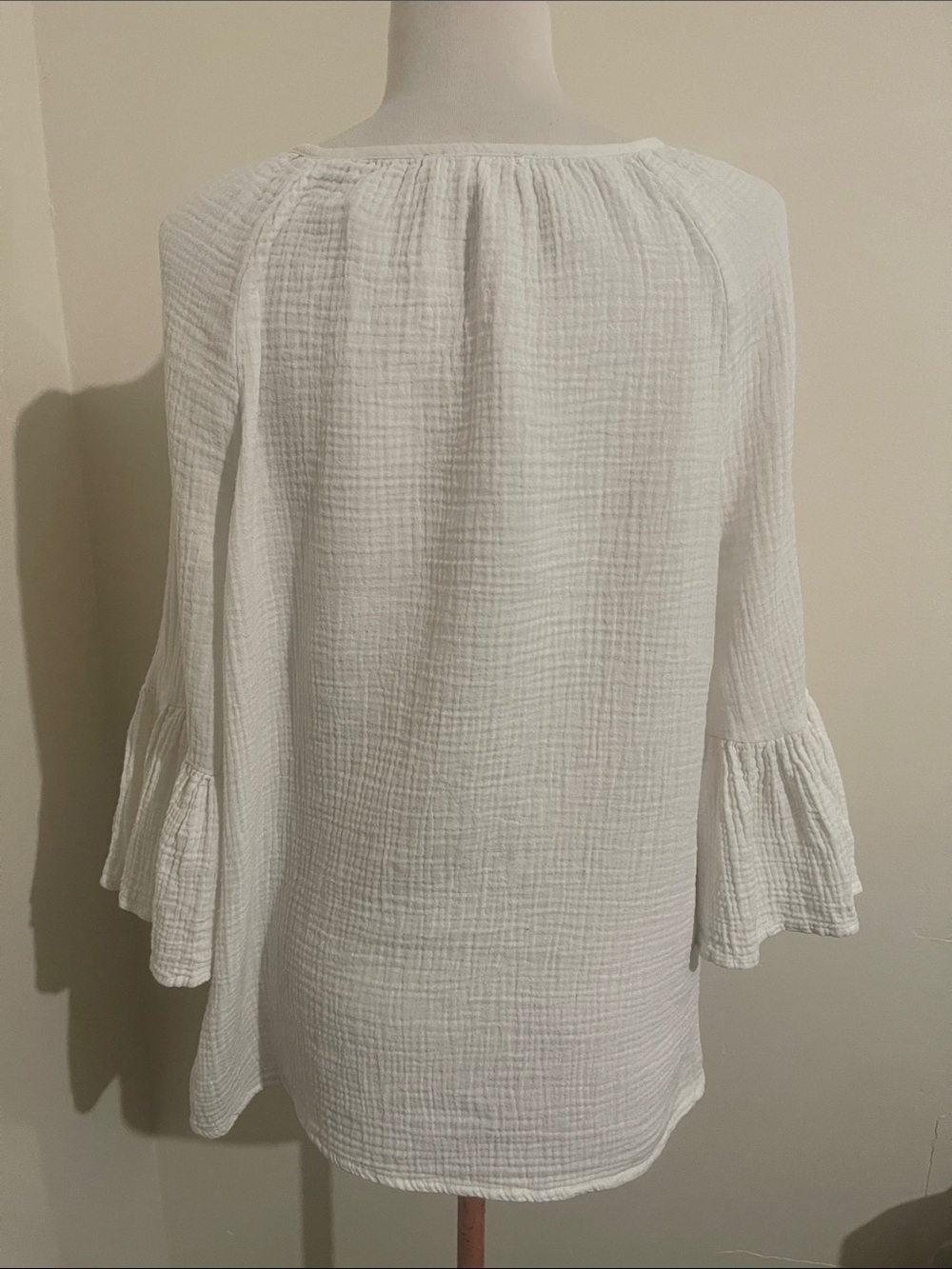 beachlunchlounge White Gauze cotton Peasant Tunic with Bell Sleeves - Picture 4 of 8